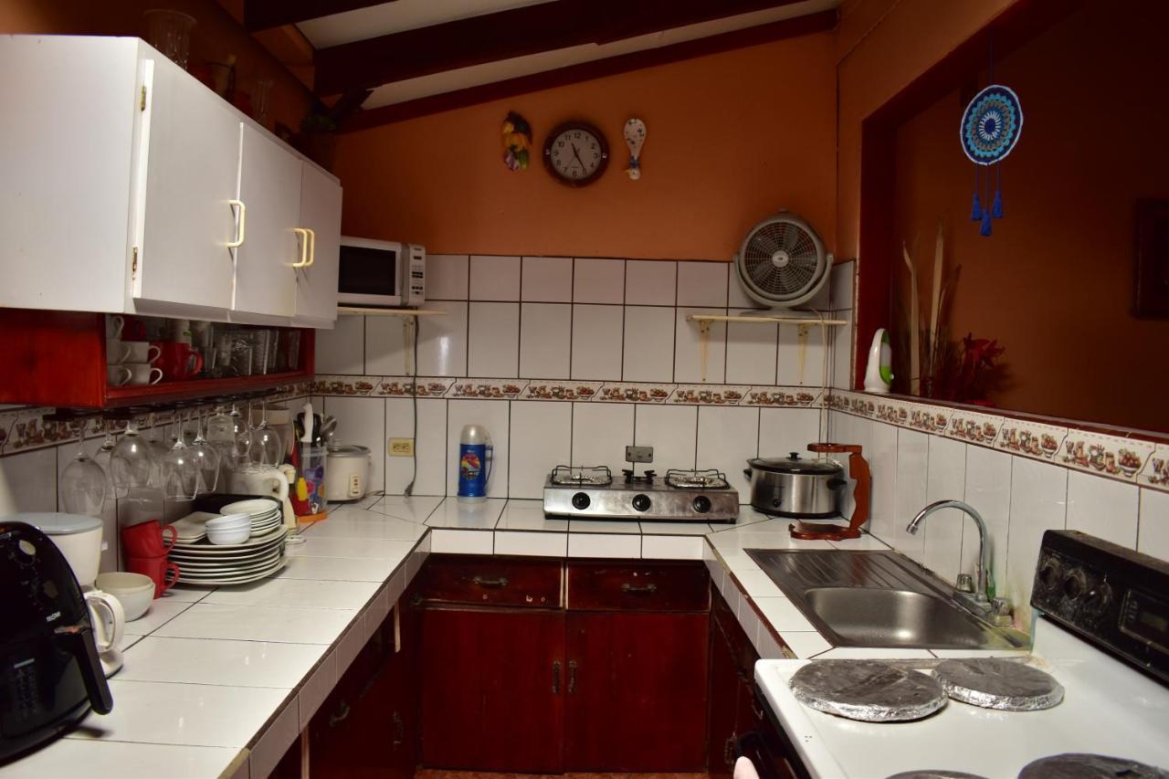 Hotel Casa Quepos Extérieur photo