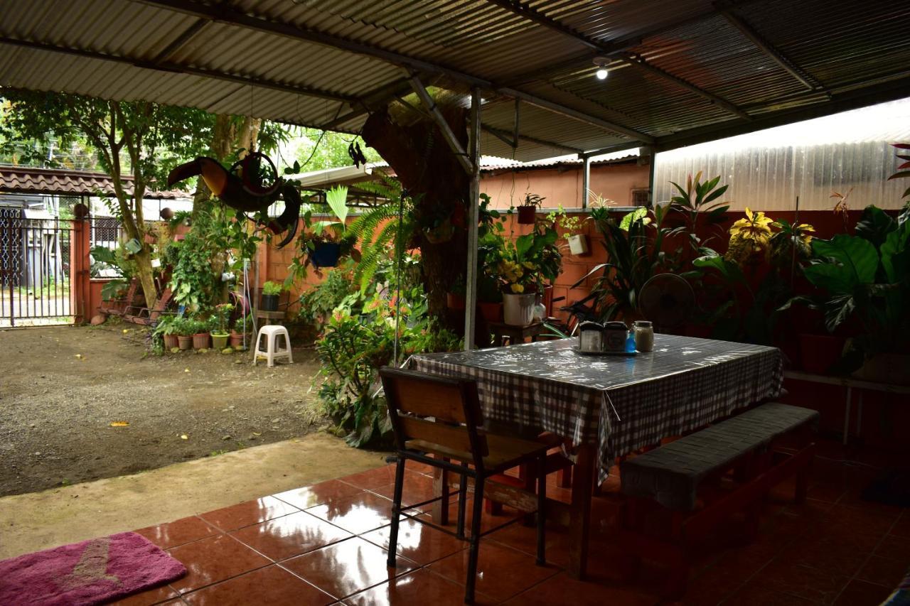 Hotel Casa Quepos Extérieur photo